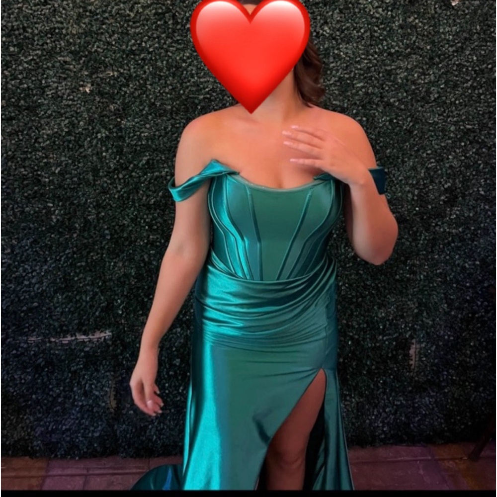 Sherri Hill Emerald Green Dress💚